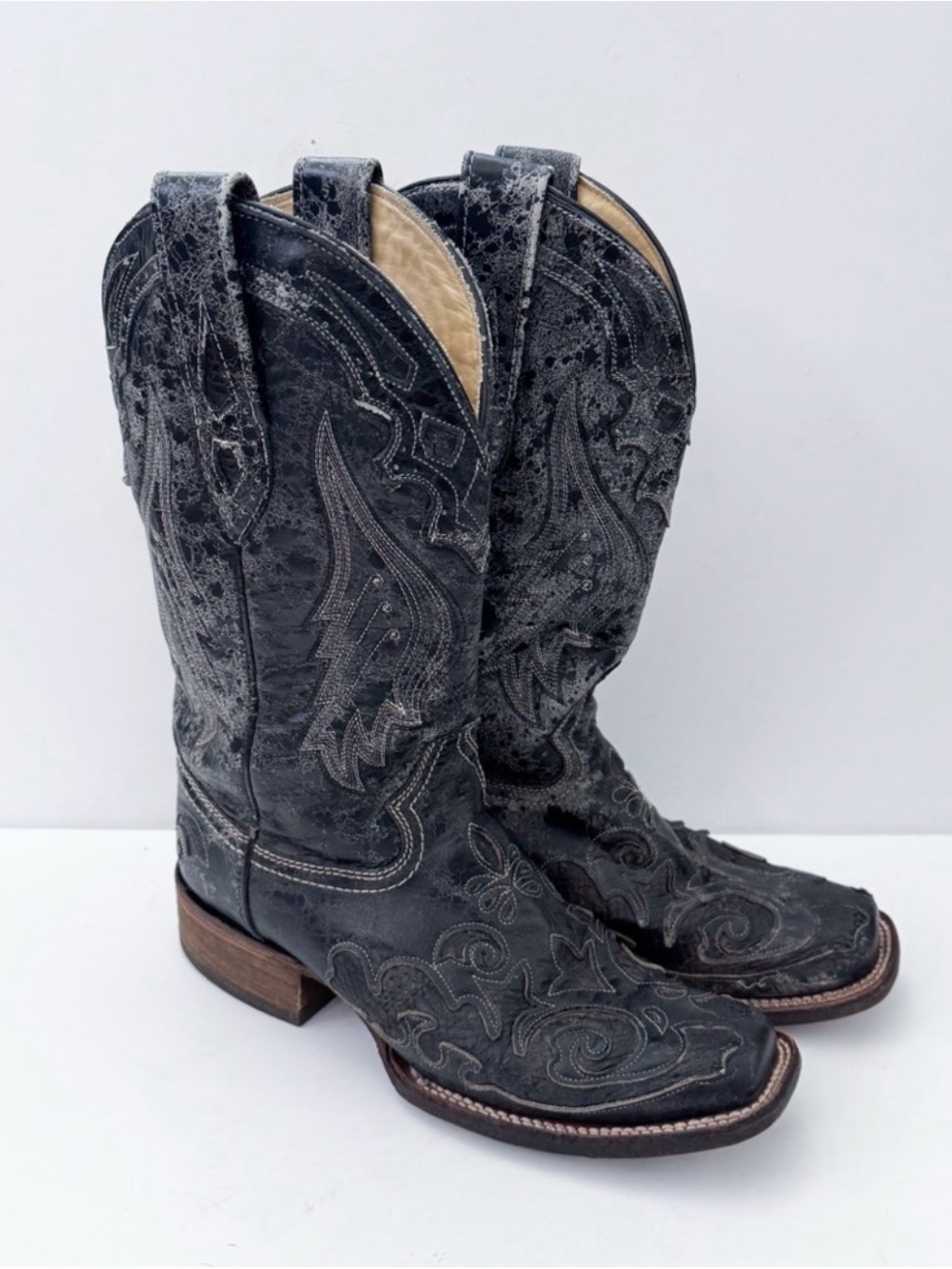 Corral Vintage Distressed Black Gray Python Inlay Sqaure Toe Cowboy Boots